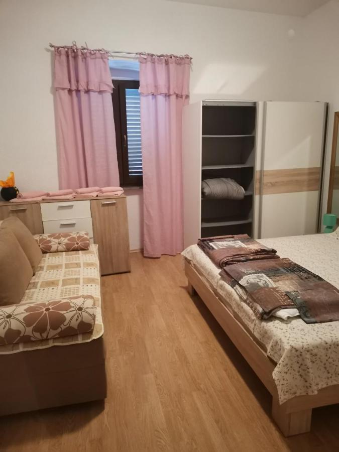 Apartman Miki Pula Dış mekan fotoğraf